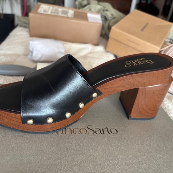 Franco Sarto Women's Capriclog3 Slide Sandal - Picture 6 of 10